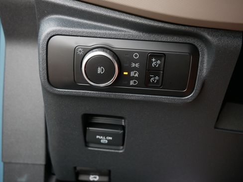 Used 2023 Ford Bronco Wildtrak AWD/4WD image 26
