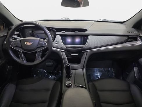 Used 2020 Cadillac XT5 Luxury FWD image 9