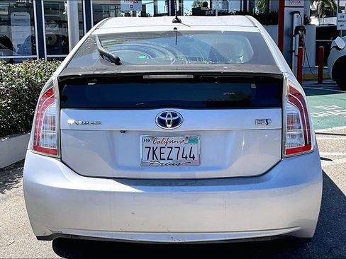 Used 2015 Toyota Prius Three FWD image 5