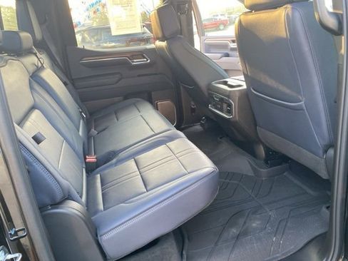 Used 2024 Chevrolet Silverado 1500 High Country w/ Technology Package image 37