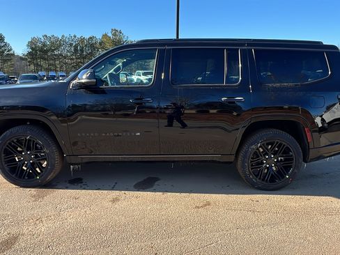 New 2026 Jeep Grand Wagoneer Limited AWD/4WD image 11