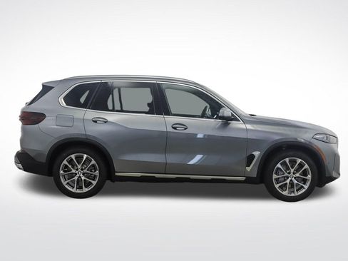 Used 2026 BMW X5 xDrive50e w/ Premium Package AWD/4WD image 6