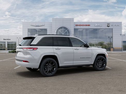 New 2026 Jeep Grand Cherokee Limited image 4