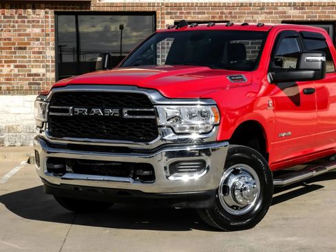 Used 2023 RAM 3500 Big Horn AWD/4WD image 13
