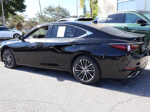Used 2023 Lexus ES 350 w/ Premium Package image 7