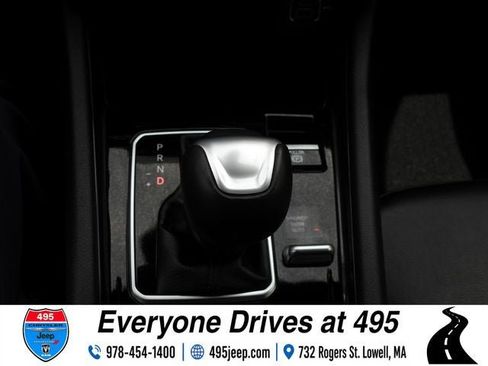 Used 2023 Jeep Compass Latitude AWD/4WD image 27