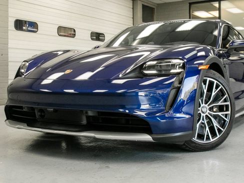 Used 2024 Porsche Taycan 4S AWD/4WD image 10