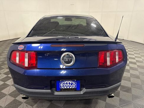 Used 2010 Ford Mustang GT RWD image 8