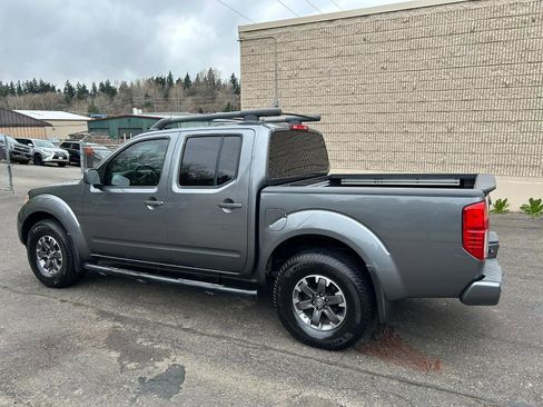 Used 2016 Nissan Frontier PRO-4X w/ Pro-4x Luxury Package AWD/4WD image 7