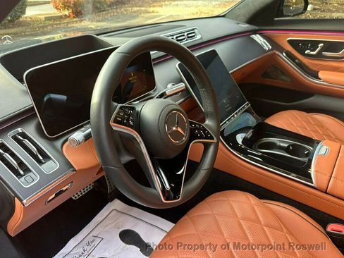 Used 2023 Mercedes-Benz S 500 S 500 4MATIC Sedan w/ AMG Line image 12