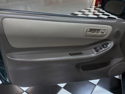 Used 2000 Acura Integra GS-R FWD image 57