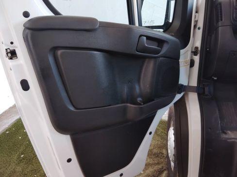Used 2024 RAM ProMaster 2500 w/ Convenience Group FWD image 19