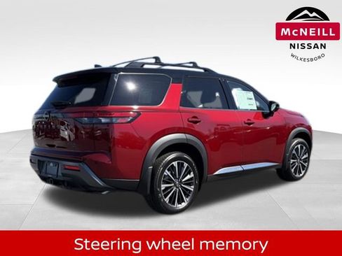 New 2026 Nissan Pathfinder Platinum AWD/4WD image 7