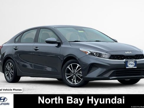 Used 2023 Kia Forte LXS FWD image 1