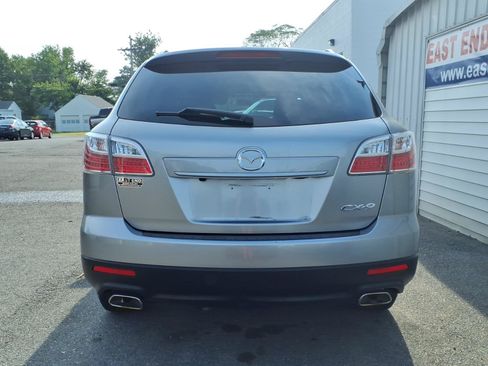 Used 2010 MAZDA CX-9 Touring w/ Moonroof & Bose Audio Pkg FWD image 4