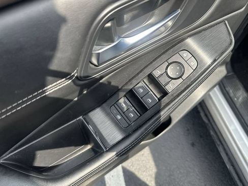 Used 2023 Nissan Rogue SV w/ SV Premium B Package AWD/4WD image 17