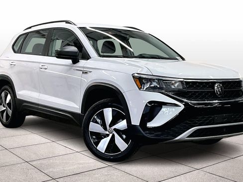 Used 2023 Volkswagen Taos S w/ Driver Assistance Package image 2