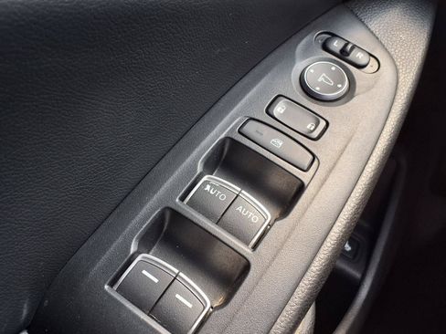Used 2018 Honda Accord Sport image 15