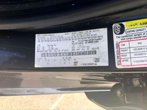 Used 2015 Ford Fiesta S FWD image 32