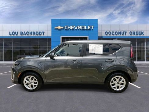 Used 2024 Kia Soul LX w/ Option Group 015 FWD image 5