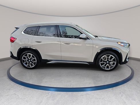 New 2026 BMW X1 xDrive28i w/ Technology Package image 4