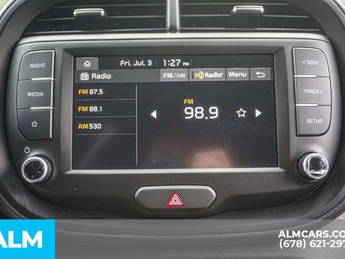 Used 2025 Kia Soul LX w/ LX Technology Package FWD image 38