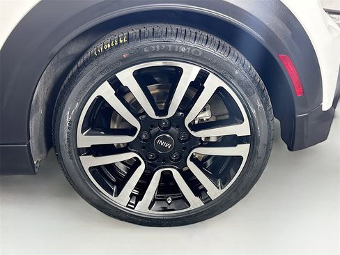 Certified 2023 MINI Cooper S image 28