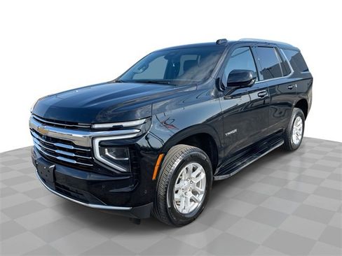 Used 2025 Chevrolet Tahoe LT image 1