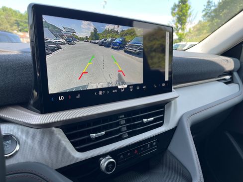 New 2026 Ford Explorer Active AWD/4WD image 19
