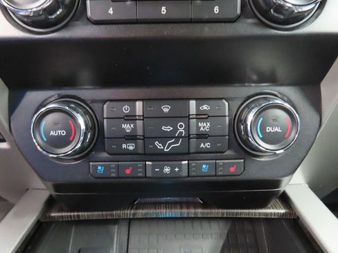 Used 2021 Ford F250 Lariat w/ Lariat Ultimate Package image 48