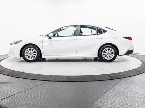 Certified 2025 Toyota Camry LE image 7