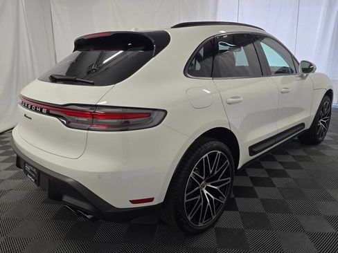 Certified 2026 Porsche Macan AWD/4WD image 7