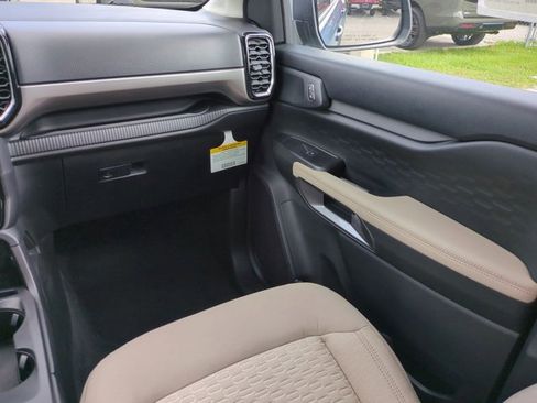 New 2025 Ford Ranger XLT w/ Equipment Group 301A High image 17