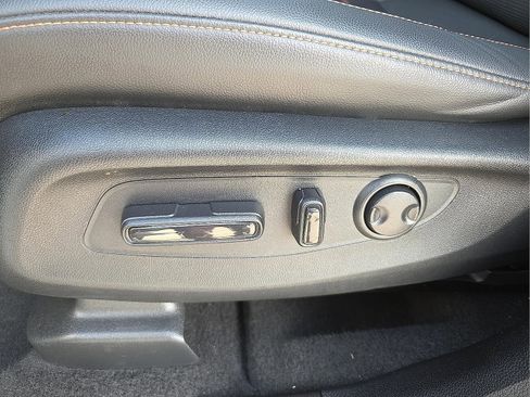 Used 2025 Honda CR-V Sport-L image 14