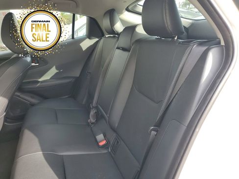 Certified 2025 Toyota Prius Limited image 17