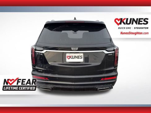 Used 2024 Cadillac XT6 Sport w/ Technology Package image 10