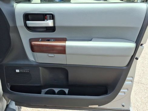 Used 2013 Toyota Sequoia Platinum AWD/4WD image 13