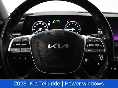 Used 2023 Kia Telluride SX Prestige AWD/4WD image 11
