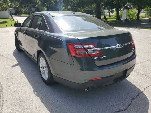Used 2016 Ford Taurus SEL FWD image 4