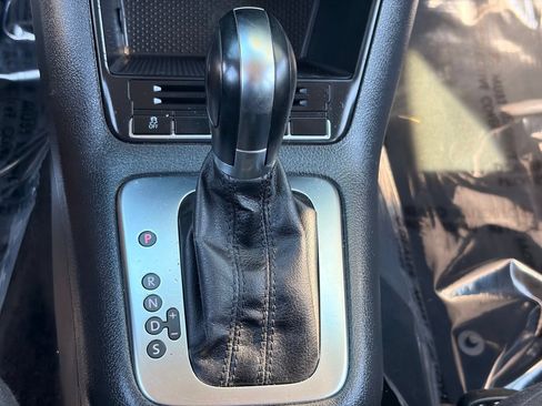 Used 2012 Volkswagen Tiguan S FWD image 26