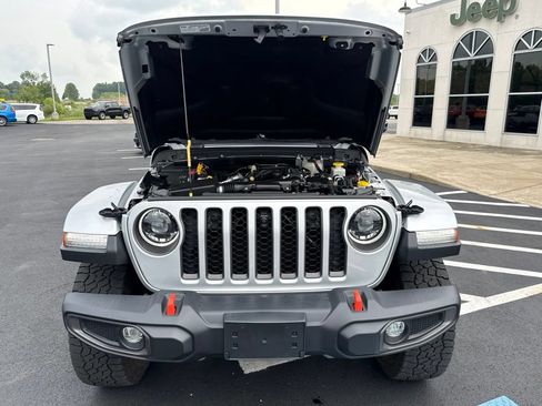 Used 2023 Jeep Gladiator Mojave w/ LED Lighting Group AWD/4WD image 24