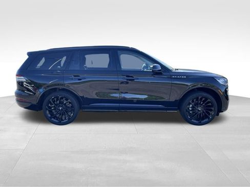 Used 2023 Lincoln Aviator Reserve w/ Jet Package AWD/4WD image 7