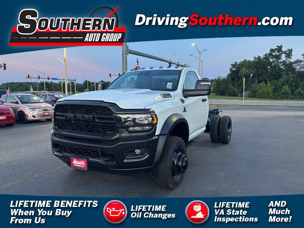 New 2024 RAM 5500 Tradesman w/ Safety Group AWD/4WD 360° Tour