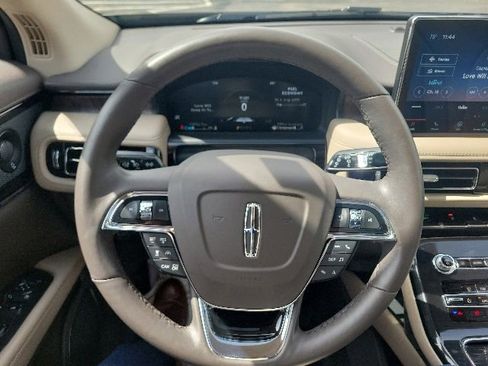 Used 2023 Lincoln Nautilus Reserve w/ Equipment Group 201A AWD/4WD image 7