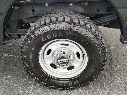 Used 2026 Ford F250 XL w/ XL Off-Road Package AWD/4WD image 11