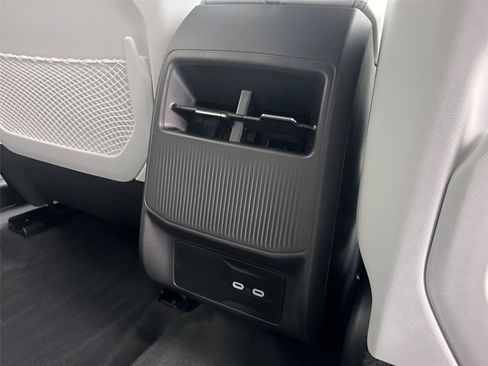 Used 2025 Jeep Wagoneer S Limited image 31