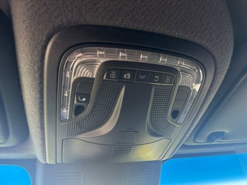 Used 2019 Mercedes-Benz Sprinter 2500 image 24