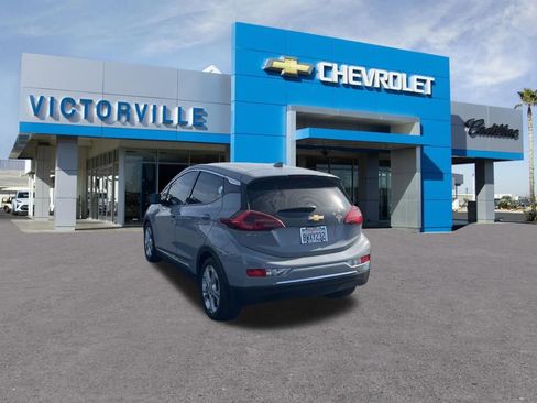 Used 2021 Chevrolet Bolt LT FWD image 7
