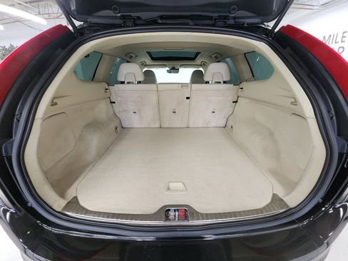 Used 2016 Volvo XC60 T6 image 11