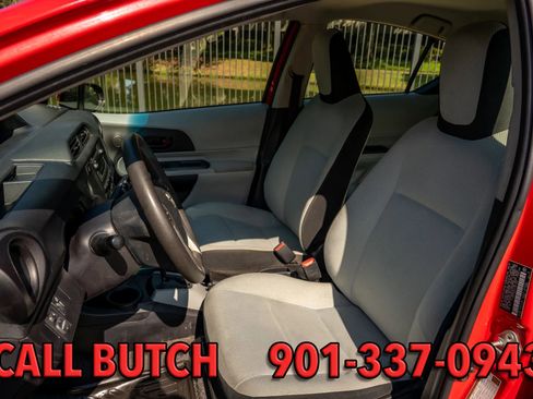 Used 2013 Toyota Prius C Four image 12